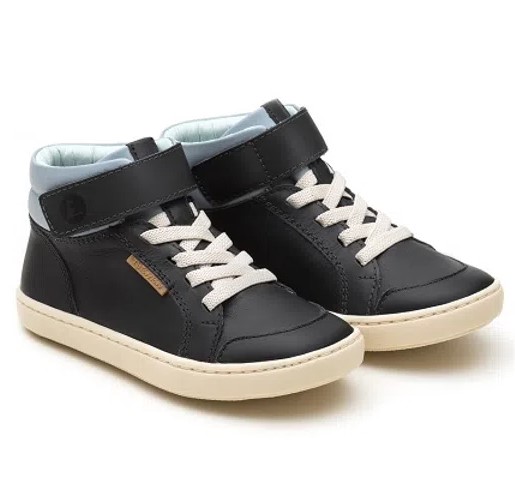 calcado-infantil-preto-e-branco-bota-tip-toey-joey